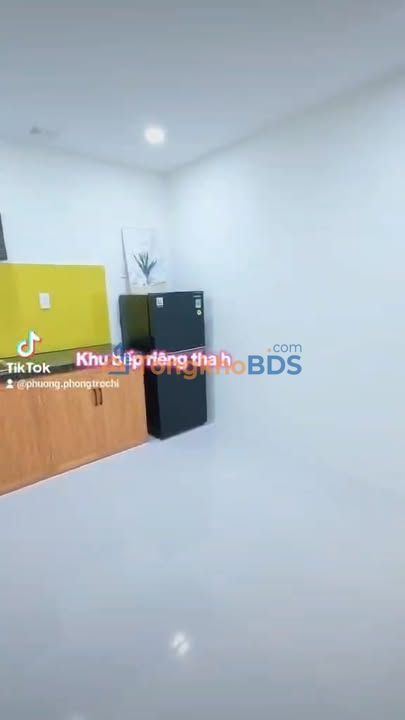 Phòng trọ Dương Quảng Hàm 5.5 triệu - Giờ giấc tự do