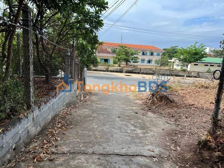 Bán Dãy Trọ Cam Lộc 220m² Full Thổ Cư - Giá Tốt 3 Tỷ