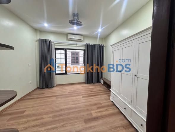 Nhà riêng Bồ Đề Long Biên 30m² giá 9 triệu - Sẵn sàng ở ngay