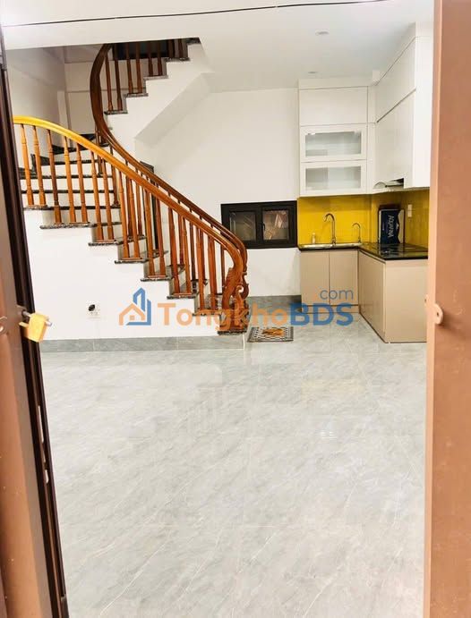 Nhà phố Bát Khối Long Biên 34m² 10 triệu - Full đồ sẵn ở