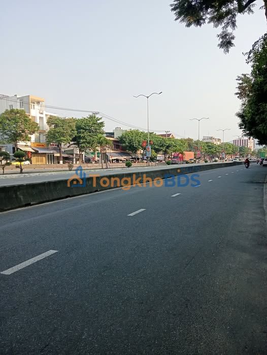 Nhà phố Ngô Quyền Thái Bình 120m² - Mặt tiền kinh doanh