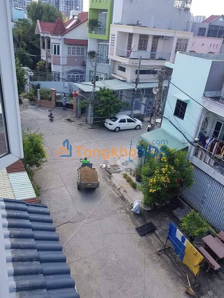 Nhà nguyên căn 18 Bình Trưng Tây 9 triệu/tháng - Ô tô vào nhà