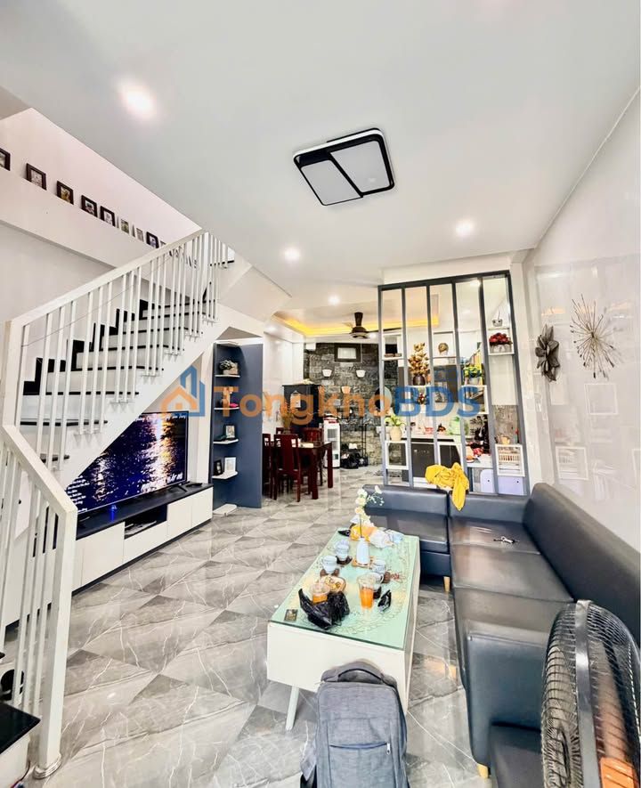 Nhà 2 tầng Kiệt Phan Bội Châu Huế 55m² 2.5 tỷ - Chính chủ