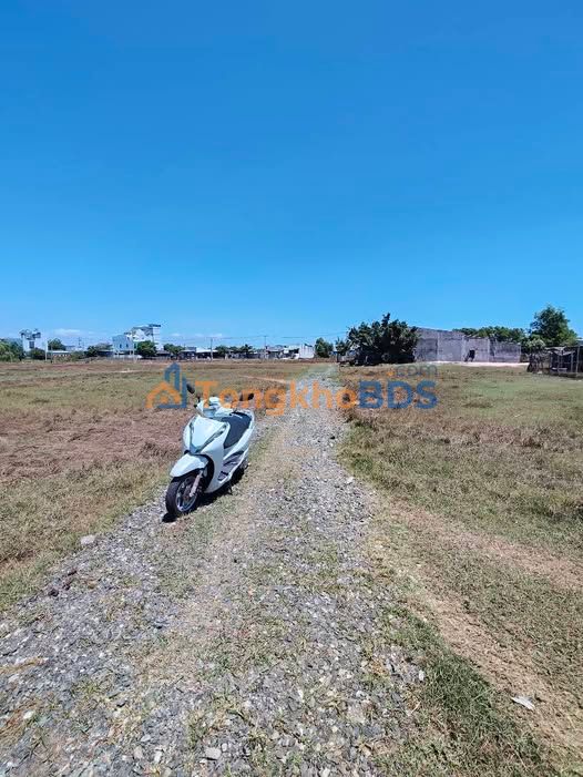 Đất nền La Gi 5x19,5m giá 555 triệu - Sổ đỏ chính chủ