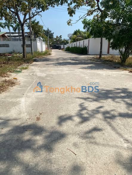 Đất hẻm Minh Thơ La Gi 100m² 1.1 tỷ - Sổ đỏ chính chủ