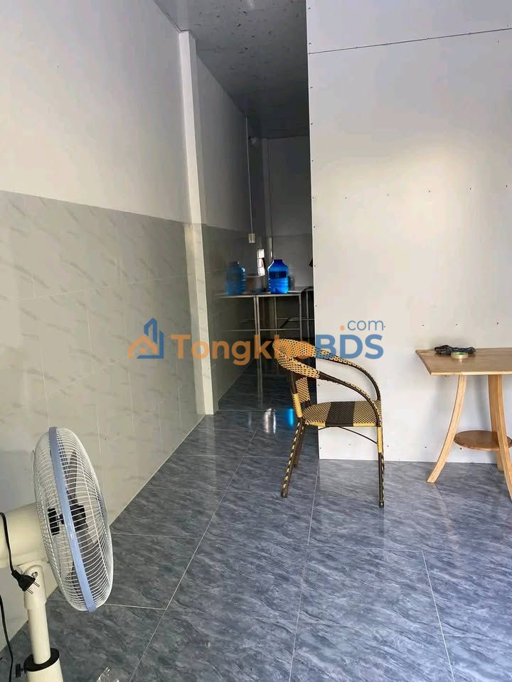 Nhà nguyên căn Nhơn Thạnh Thạnh Phú 2 triệu - Ô tô vào tận nhà