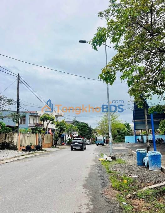 Nhà phố Mai Hắc Đế Đông Hà 140m² 1.5 tỷ - Mặt tiền kinh doanh