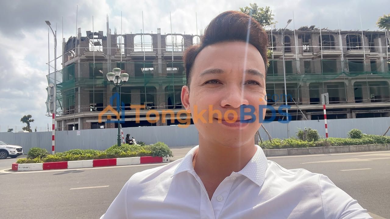 Nha pho Thuy Nguyen Hai Phong 90m2 - Mat tien kinh doanh