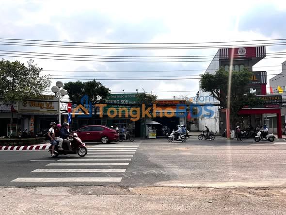 Nhà mặt tiền Nguyễn Trung Trực Rạch Giá 150m² 7.8 tỷ - Mặt tiền kinh doanh