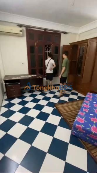 Nhà nguyên căn Cầu Giấy 30m² 10 triệu - Sẵn sàng ở ngay