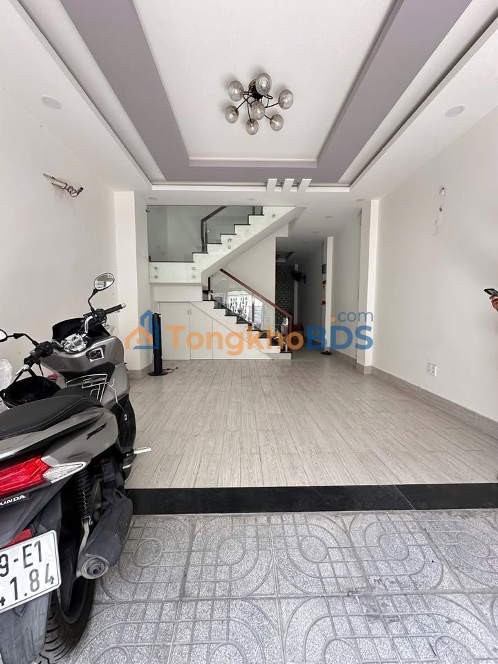 Nhà riêng Âu Cơ P10 Tân Bình 59m² 14 triệu - Sẵn sàng ở ngay