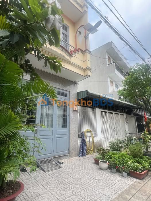 Nhà nguyên căn Trường Thọ 111m² 8 triệu - Sẵn sàng ở ngay