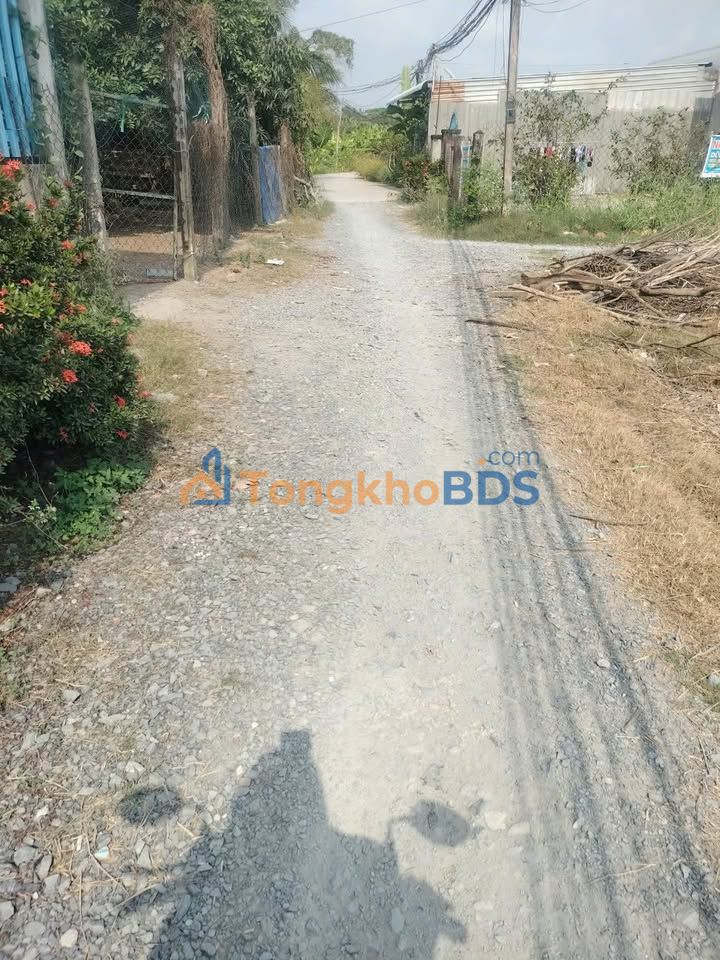 Nhà riêng Mỹ Thạnh Thủ Thừa 176m² 800 triệu - Ô tô vào tận nhà