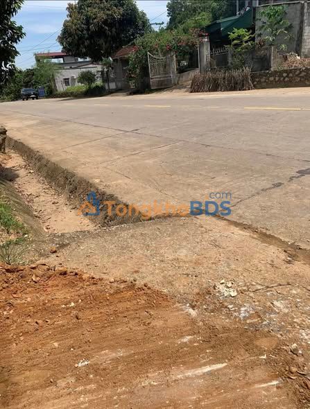 Đất nền Việt Trì 200m² 400 triệu - Đường to ô tô