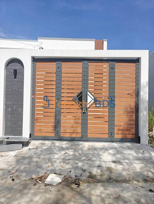 Nhà riêng Rạch Giá Trương Định 108m² 1.59 tỷ - Sẵn sàng ở ngay