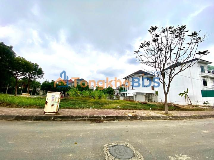 Đất nền Tam Đảo 200m² giá 6 tỷ - Sổ đỏ chính chủ