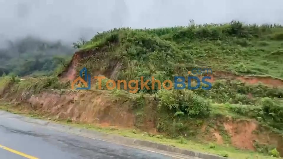 Đất nền Tránh QL4D Sa Pa 1.800m² giá 2 tỷ - Sổ đỏ chính chủ