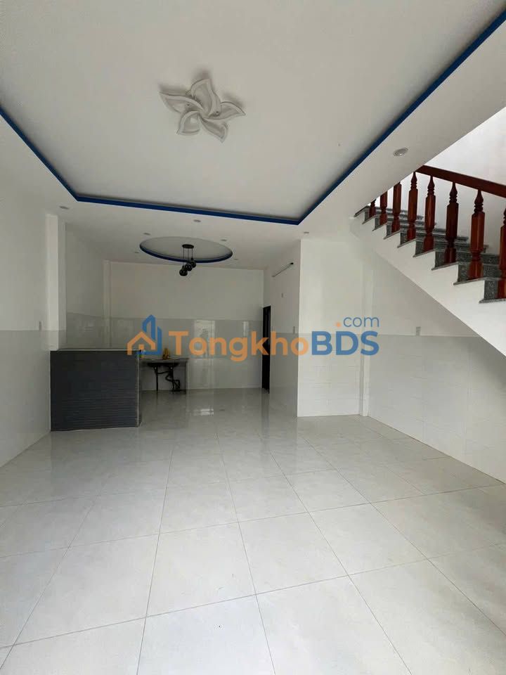 Nhà riêng Quy Nhơn 40m² 1.39 tỷ - Ô tô vào tận nhà