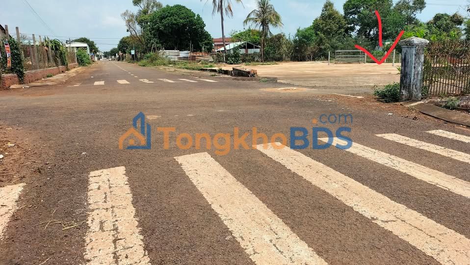 Đất nền Thị trấn Chư Sê 210m² 1.6 tỷ - Đường ô tô