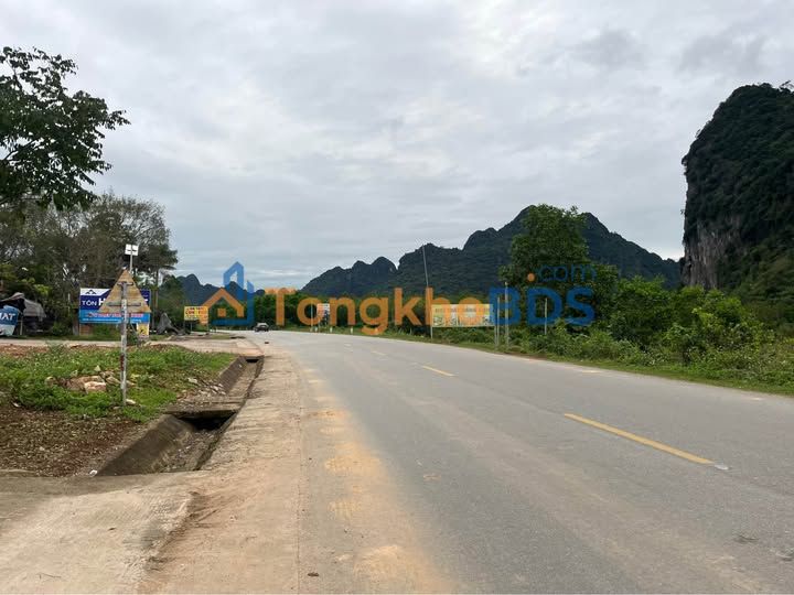 Đất nền Quảng Bình Đường Hồ Chí Minh 200m² 1 tỷ - Sổ đỏ chính chủ