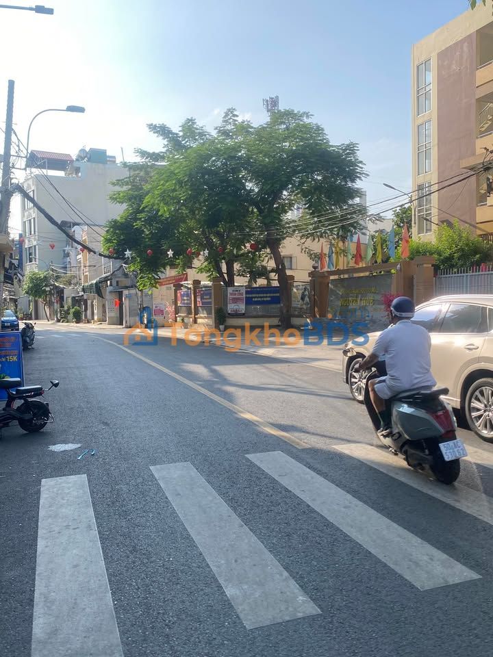 Nhà phố Nguyễn Trường Tộ Tân Phú 146m² 21.9 tỷ - Mặt tiền KD