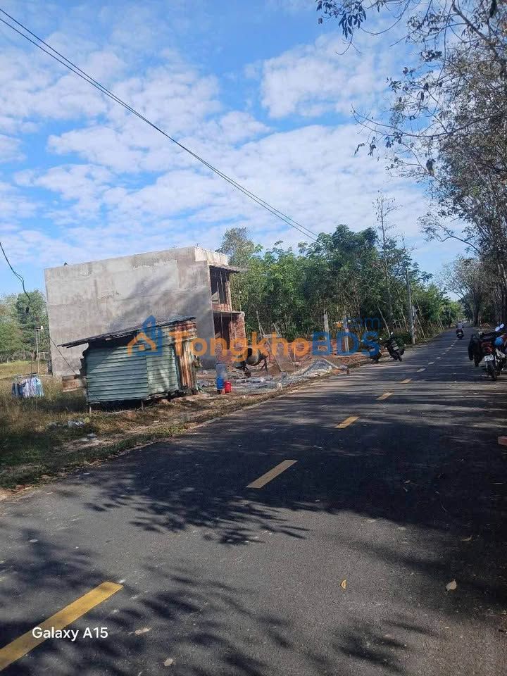 Nhà riêng Bình Chánh 5x27 giá 2 tỷ - ô tô vào tận nhà