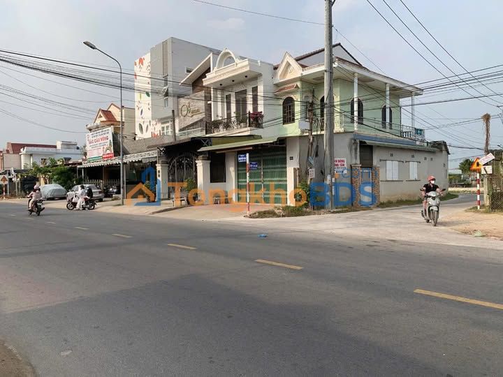 Nhà cấp 4 Nguyễn Trãi La Gi 149m2 4,5 tỷ - Giá tốt hiếm có