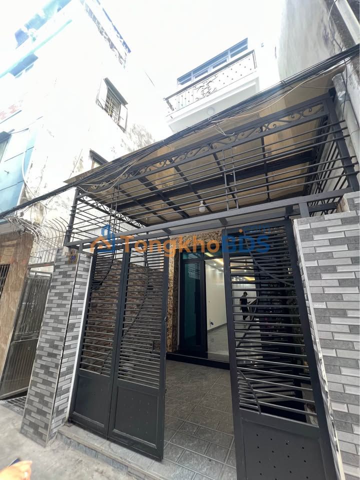 Nhà 3 tầng Trần Nguyên Hãn 65m² 3,8 tỷ Chính chủ vào ở ngay