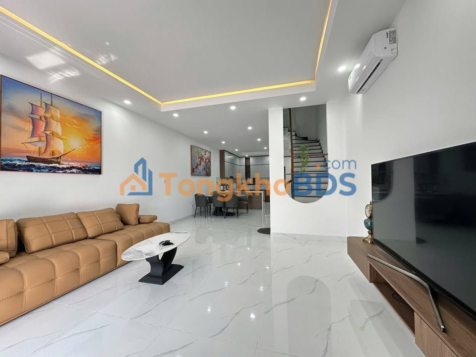 Nhà My Gia 8 West Nha Trang 270m² 27 triệu - Sẵn sàng ở ngay
