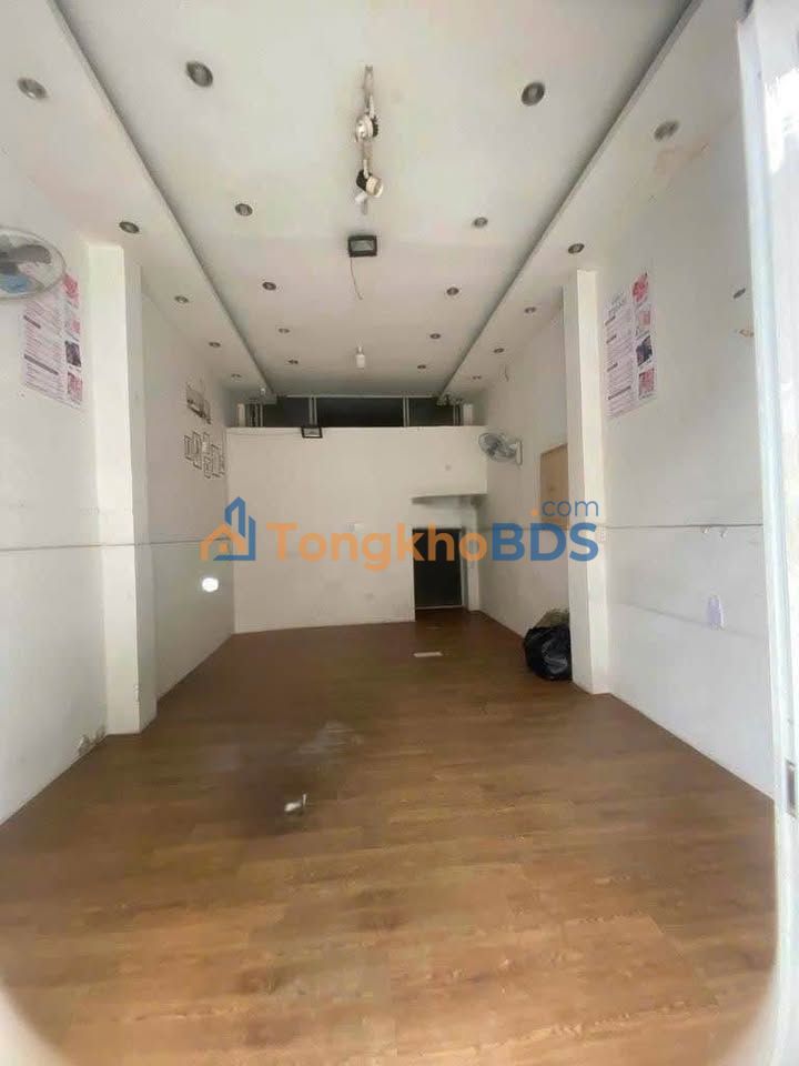 Nhà mặt tiền Lê Khôi 64m² 17 triệu - Mặt tiền kinh doanh