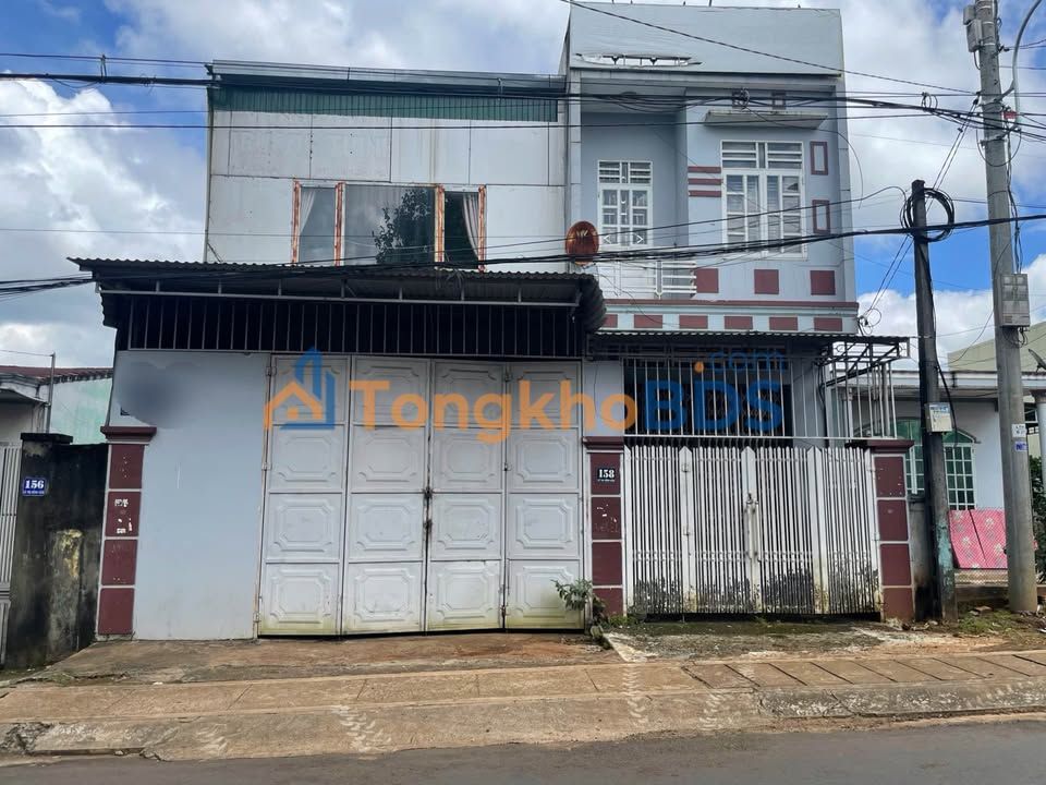 Kho xưởng Quận 1 400m2 thỏa thuận - Hoạt động ngay