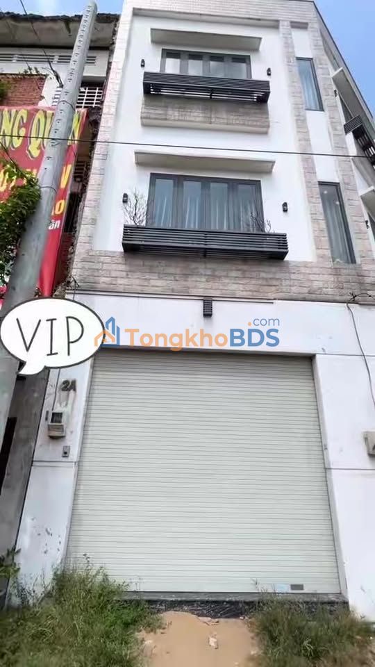 Nhà Mặt Tiền Trường Chinh, Tân Bình - Kinh Doanh Đắc Lợi, 40m², 3 Lầu