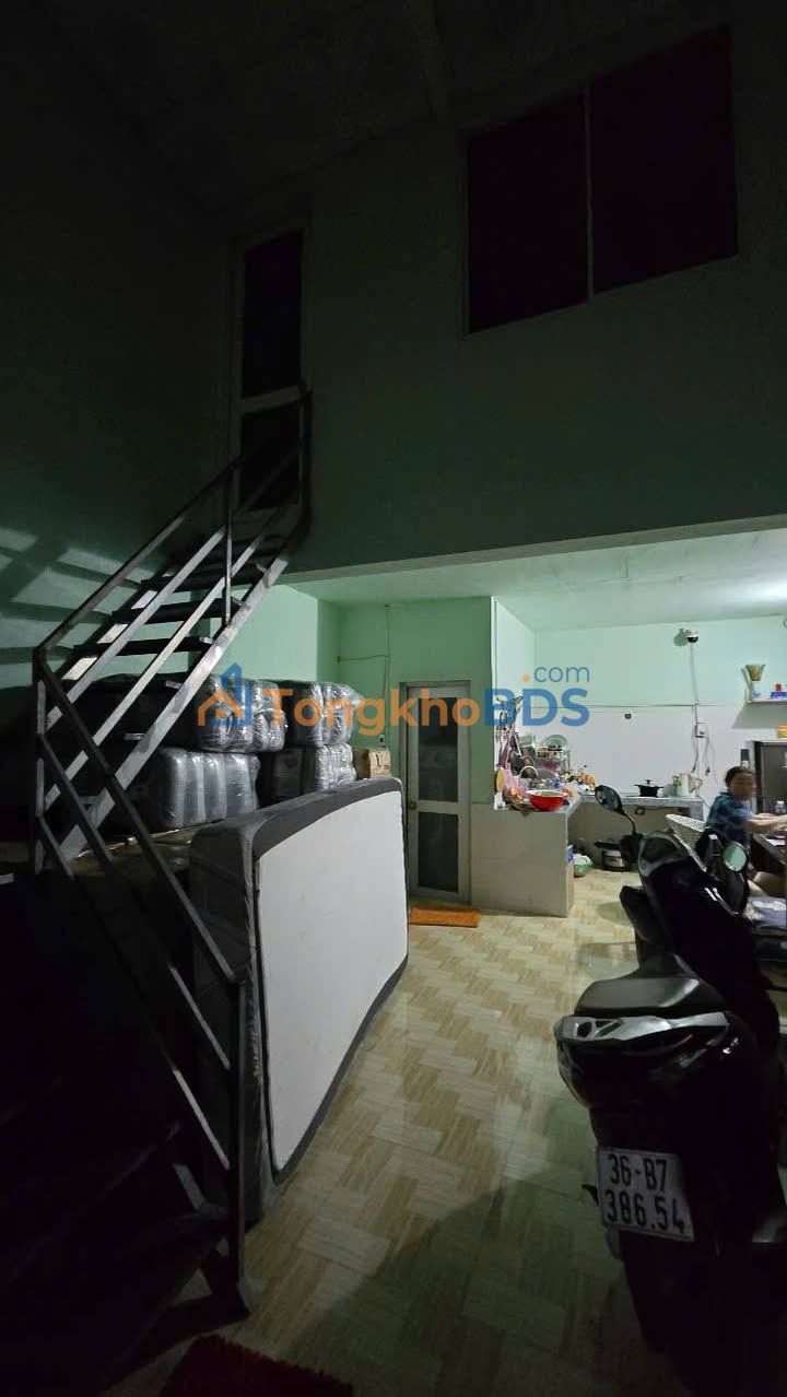 Nhà Vĩnh Tân Tân Uyên 360m² 4 tỷ - Ô tô vào tận nhà