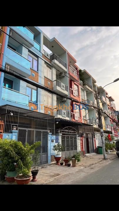 Townhouse Quận 8 330m² 52.5 tỷ - Ô tô vào tận nhà