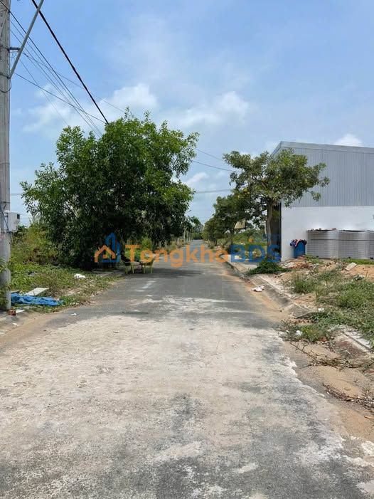 Đất nền Long Xuyên 63m2 giá 1,3 tỷ - Sổ đỏ chính chủ