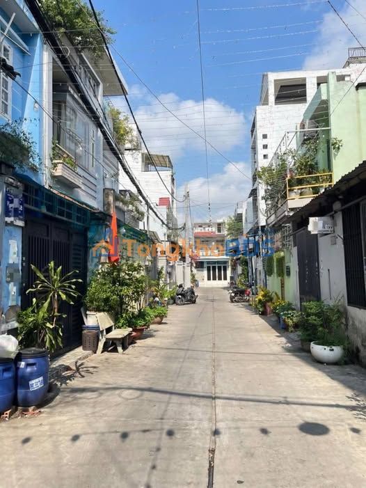 Nhà riêng Bình Tân Lê Văn Quới 70m2 6 tỷ - Ô tô vào nhà