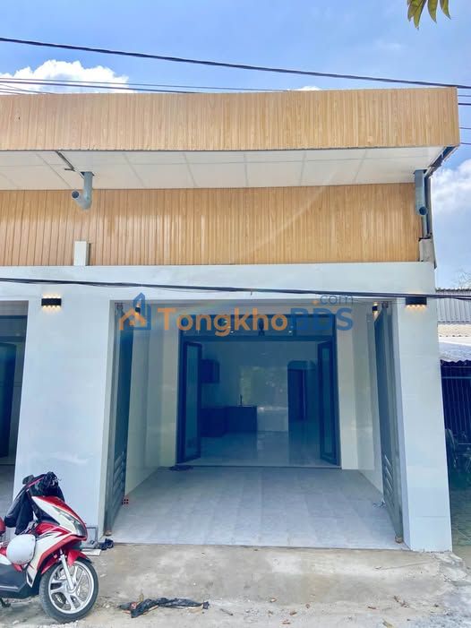 Nhà mới đẹp 88m² đường Cầu Đức Thành, Long Xuyên - Sẵn Sàng Kinh Doanh Nhỏ