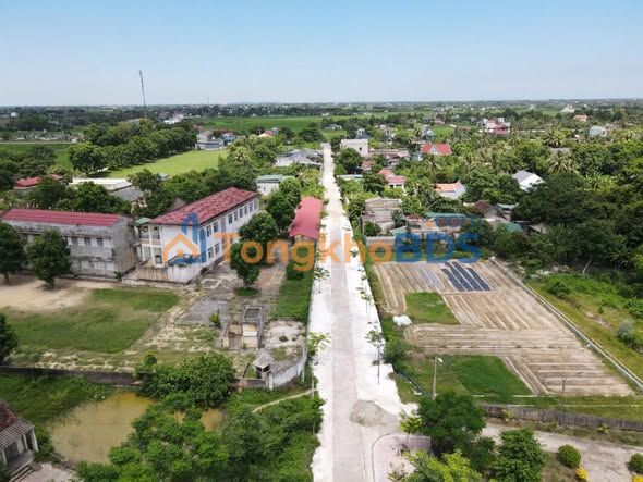 Đất nền Quảng Long Quảng Xương 226m² 980tr - Đường to ô tô