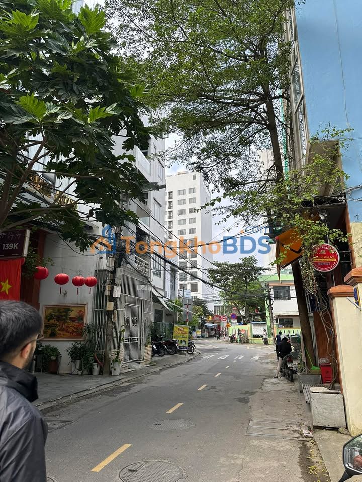 Nhà Sơn Trà gần biển Mỹ Khê 90m² 11.8 tỷ - Sẵn sàng ở ngay