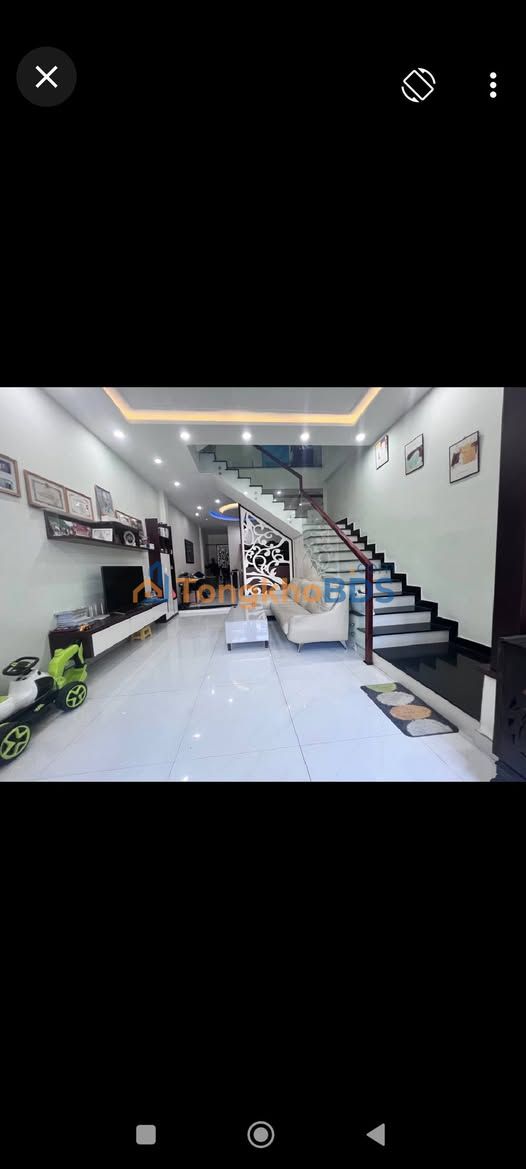 Nhà mặt tiền Nguyễn Đình Chiểu 102m² 10 tỷ - Mặt tiền kinh doanh