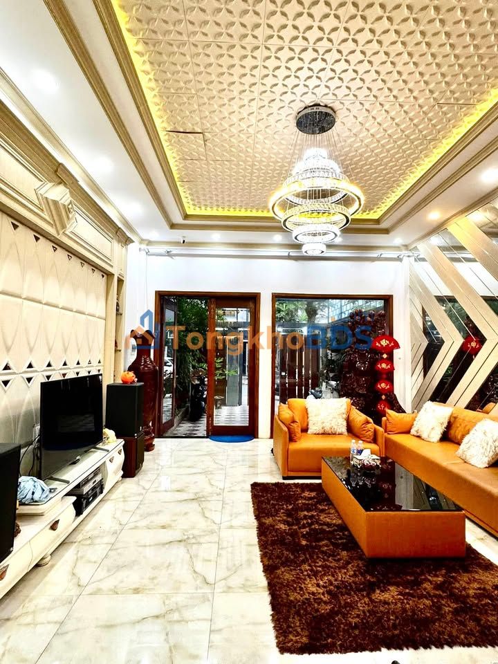 Nhà mặt tiền Hoàng Thế Thiện 120m² 10 tỷ - Ô tô vào tận nhà