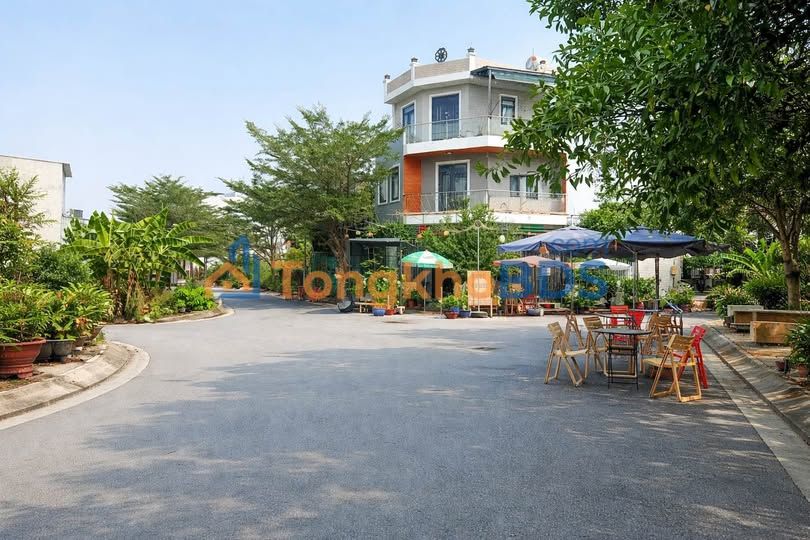 Đất Nguyễn Bình Q7 83m² giá 3,3 tỷ - Đường ô tô