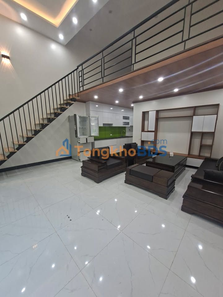 Nhà Hữu Hòa 70m² 2PN 1 tỷ - Chính chủ bán, ô tô vào, full nội thất