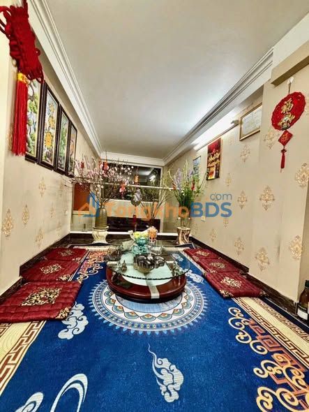 Nhà Đội Cấn Ba Đình 24m2 7 tỷ - Chính chủ bán nhanh