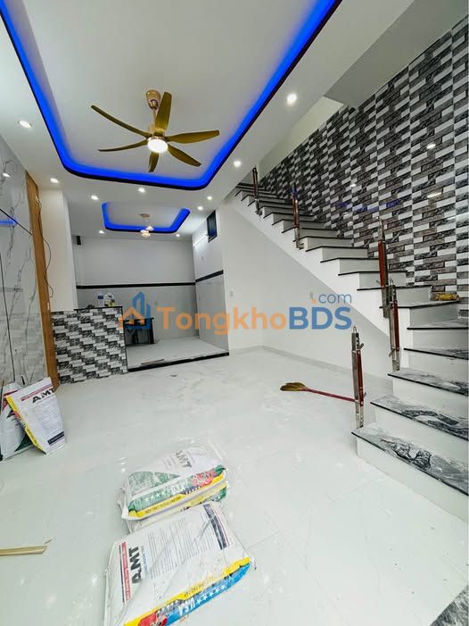 Nhà Mới Bùi Thị Xuân 41.6m² - Sổ Hồng Riêng, Ô Tô Đậu Cửa