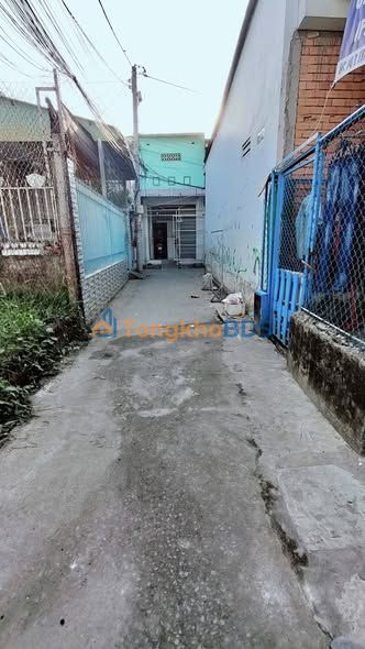 Cho thuê nhà hẻm Kênh Đào, Long Xuyên - 2PN, 60m², 4 Triệu/Tháng