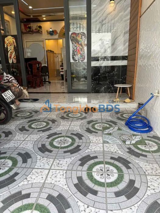 Nhà Nguyễn Văn Thiệt P.4 84m² 2.15 tỷ - Ô tô vào