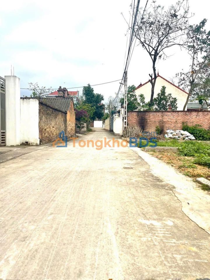 Đất nền Tân An Bắc Giang 125m² giá 1 tỷ - Đường to ô tô