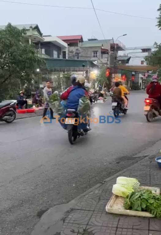 Đất Vĩnh Trung Móng Cái 96m² giá 10xx triệu - Đường ô tô sẵn sàng