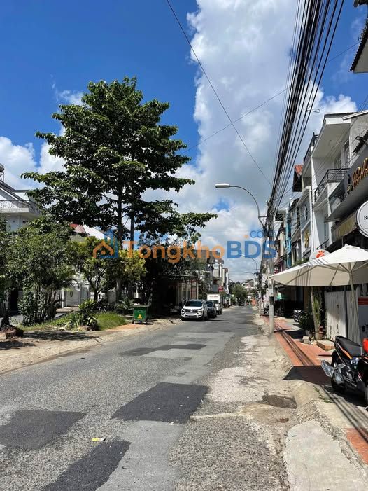 Đất nền P2 Đà Lạt 120m² giá 8,2 tỷ - Sổ đỏ chính chủ